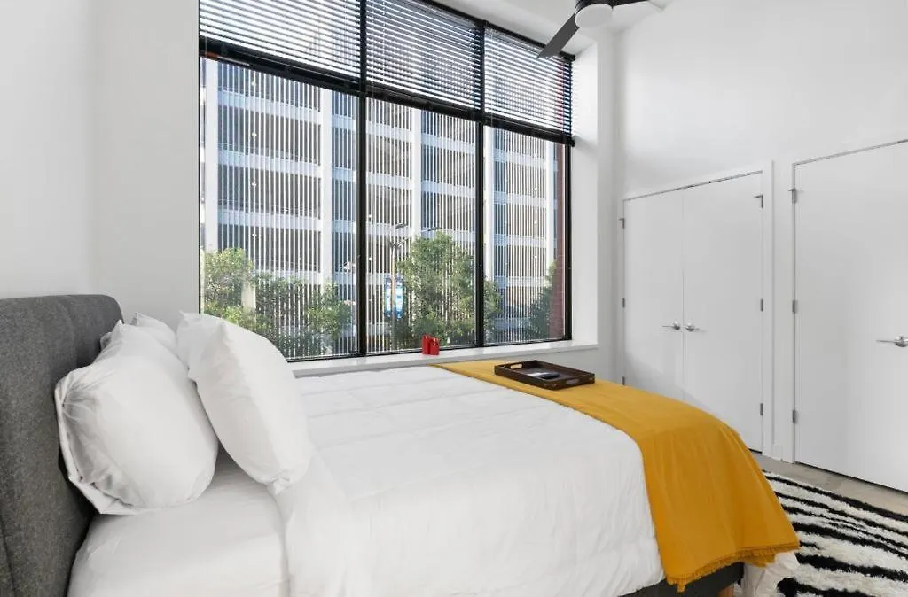 Cozy Apt Across From Ballpark Busch Stadium Saint Louis